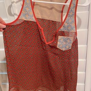 Sleeveless/Razorback Blouse